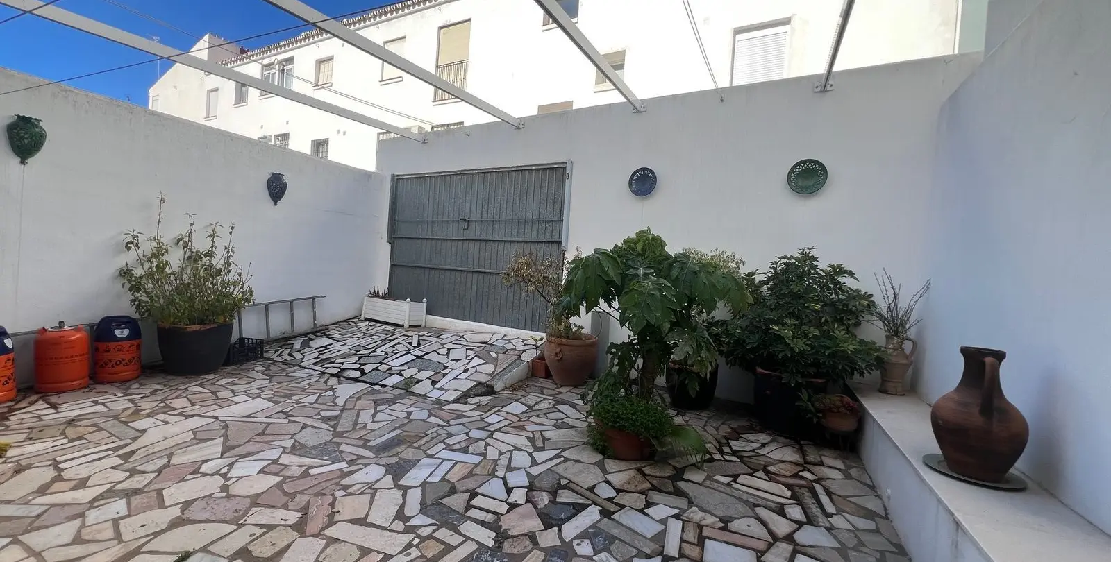 Продажа дома на две семьи в Estepona 20