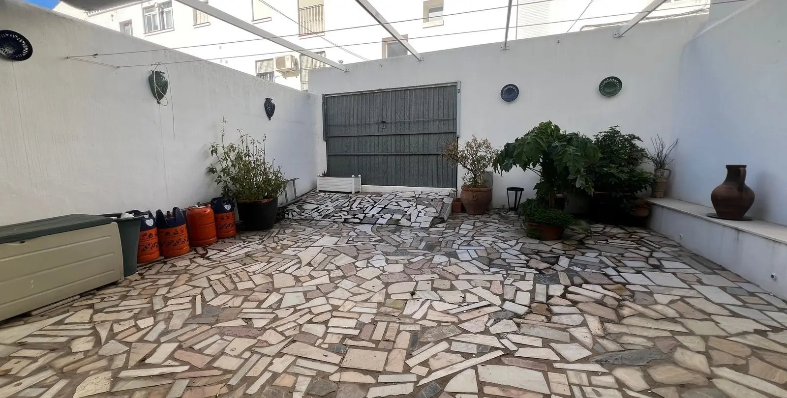 Продажа дома на две семьи в Estepona 22