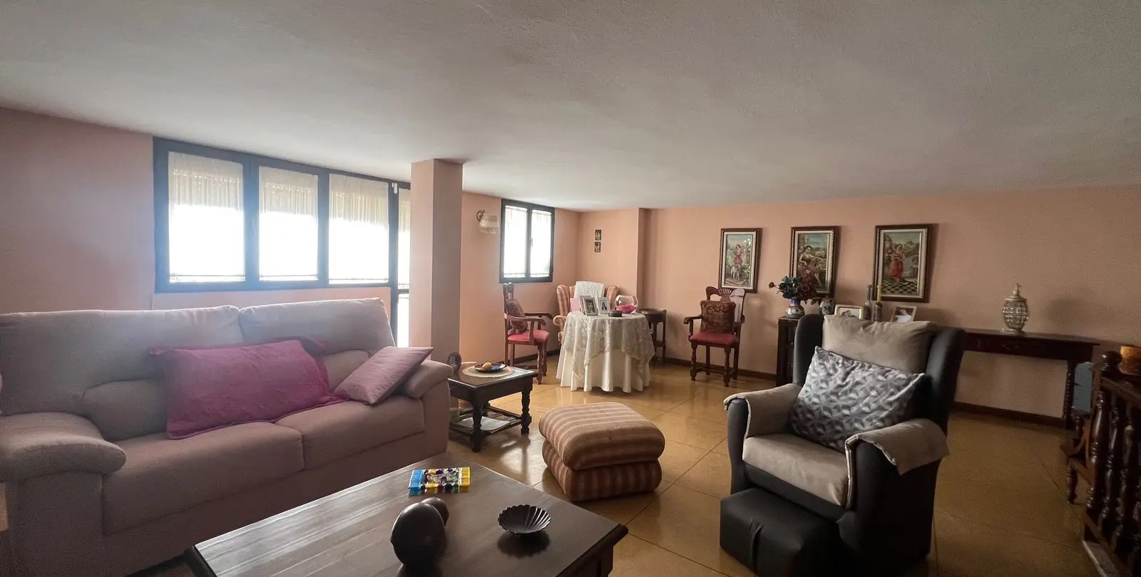 Продажа дома на две семьи в Estepona 26