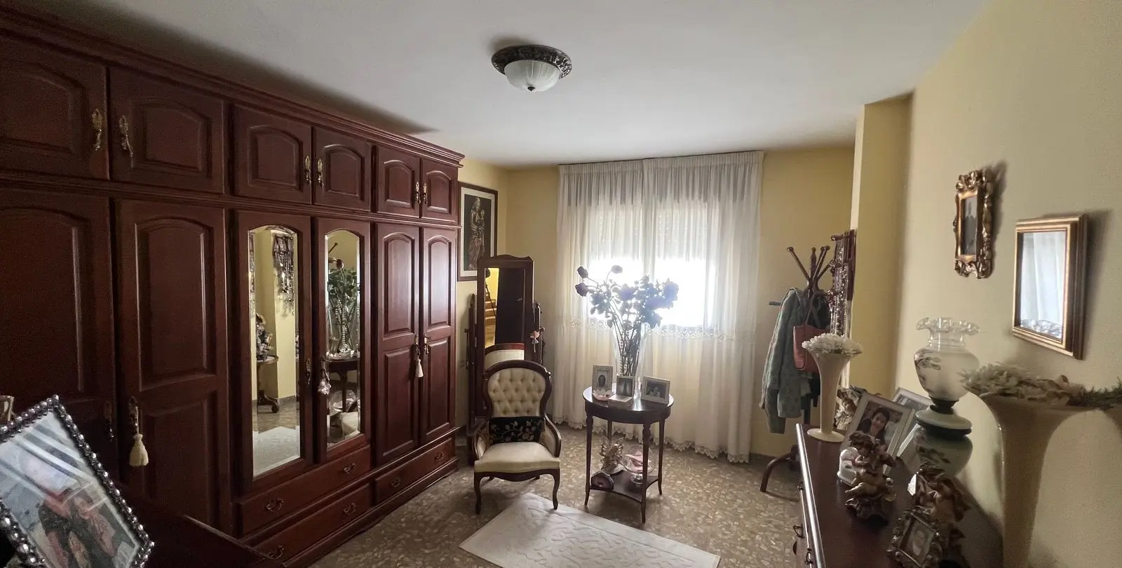 Продажа дома на две семьи в Estepona 30