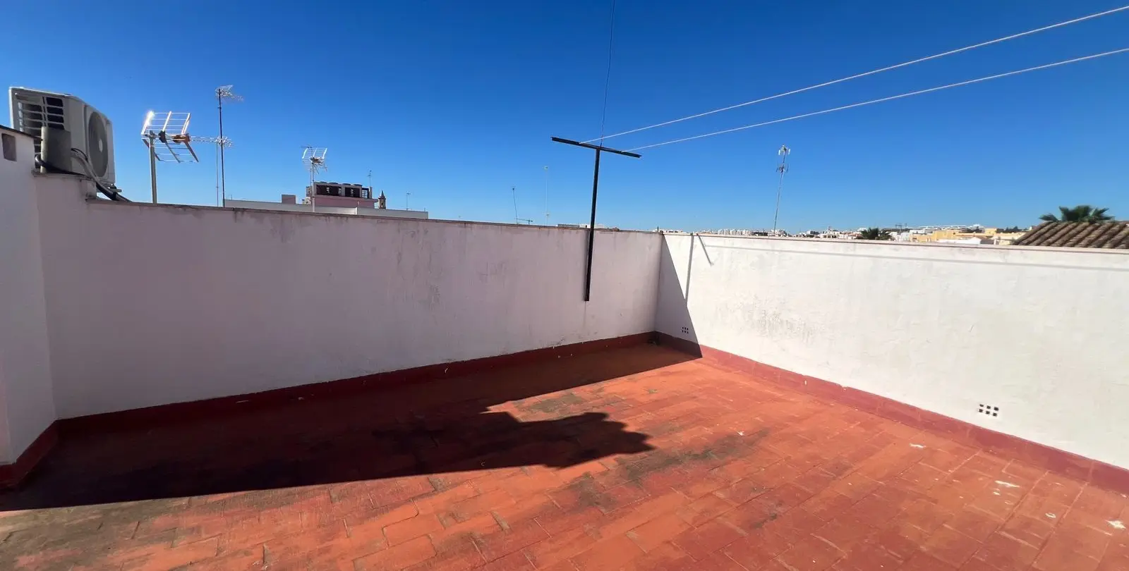 Продажа дома на две семьи в Estepona 60