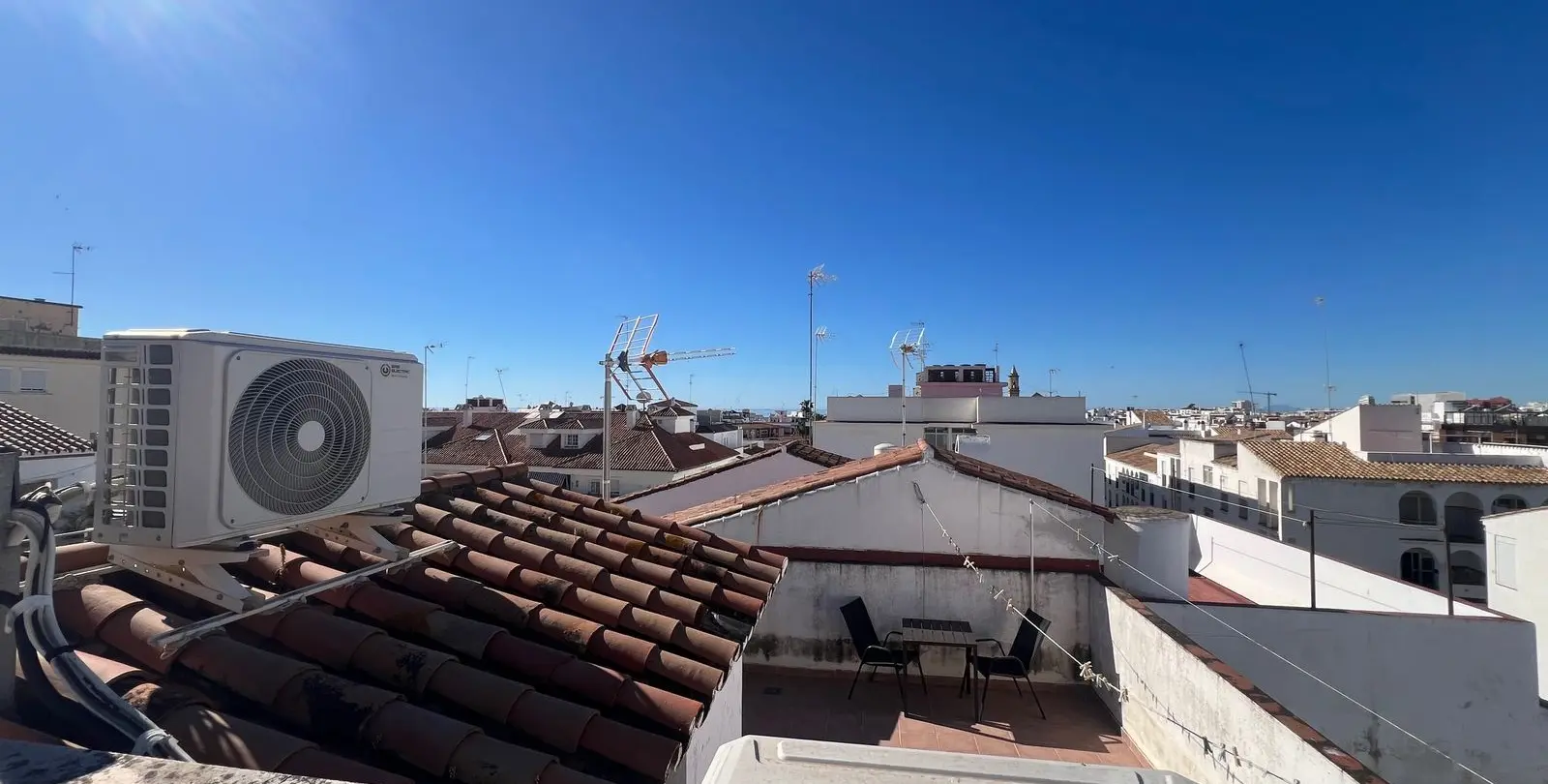 Продажа дома на две семьи в Estepona 61