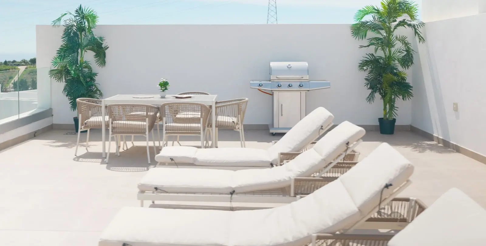 Продажа двухуровневого пентхауса в Estepona 3