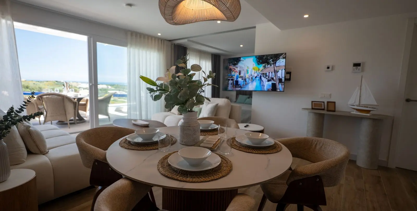Продажа двухуровневого пентхауса в Estepona 5