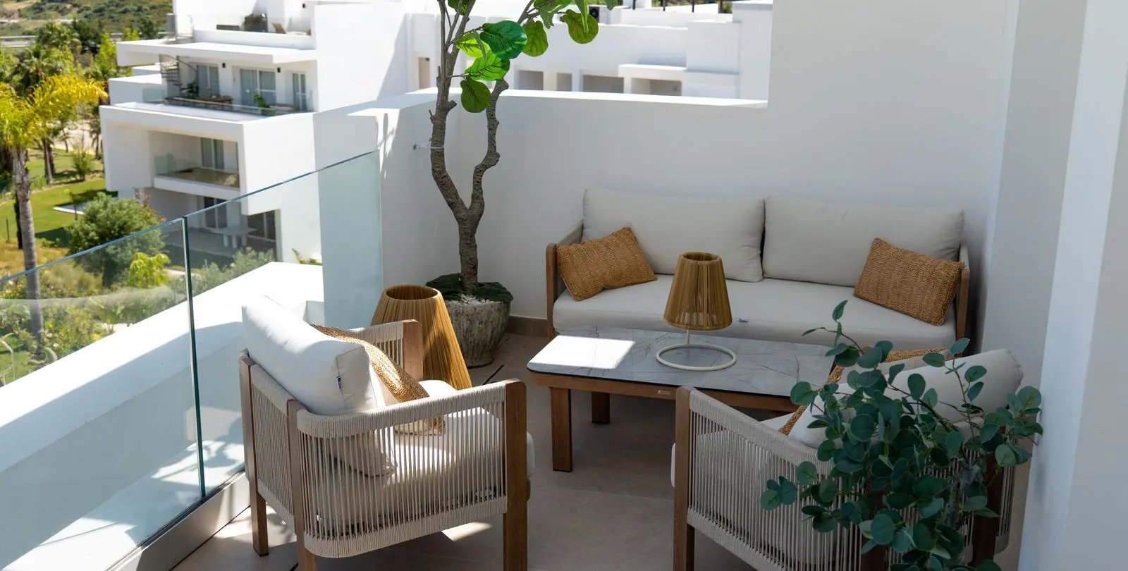 Продажа двухуровневого пентхауса в Estepona 20