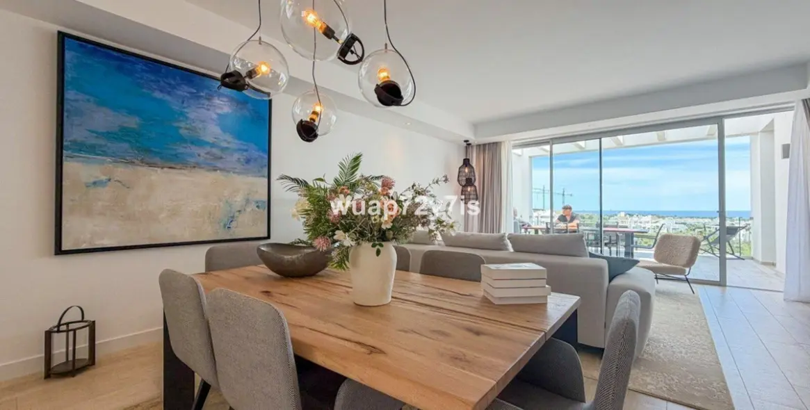 Продажа пентхауса в Casares 1