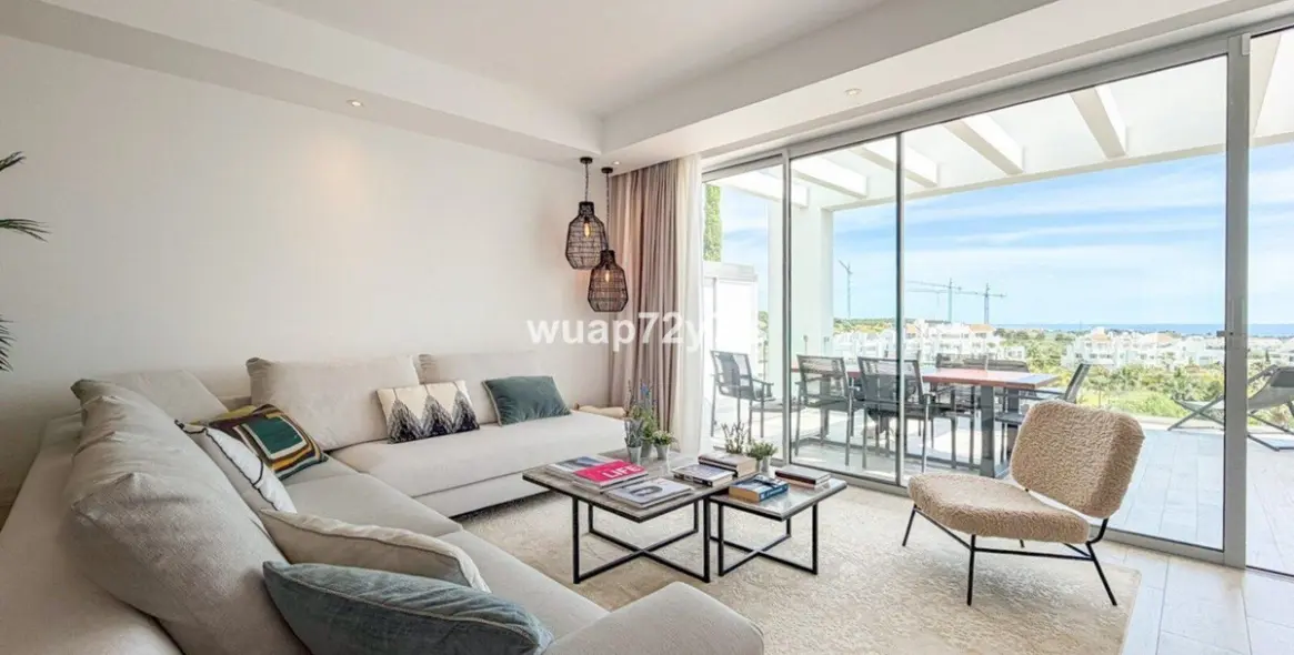 Продажа пентхауса в Casares 6