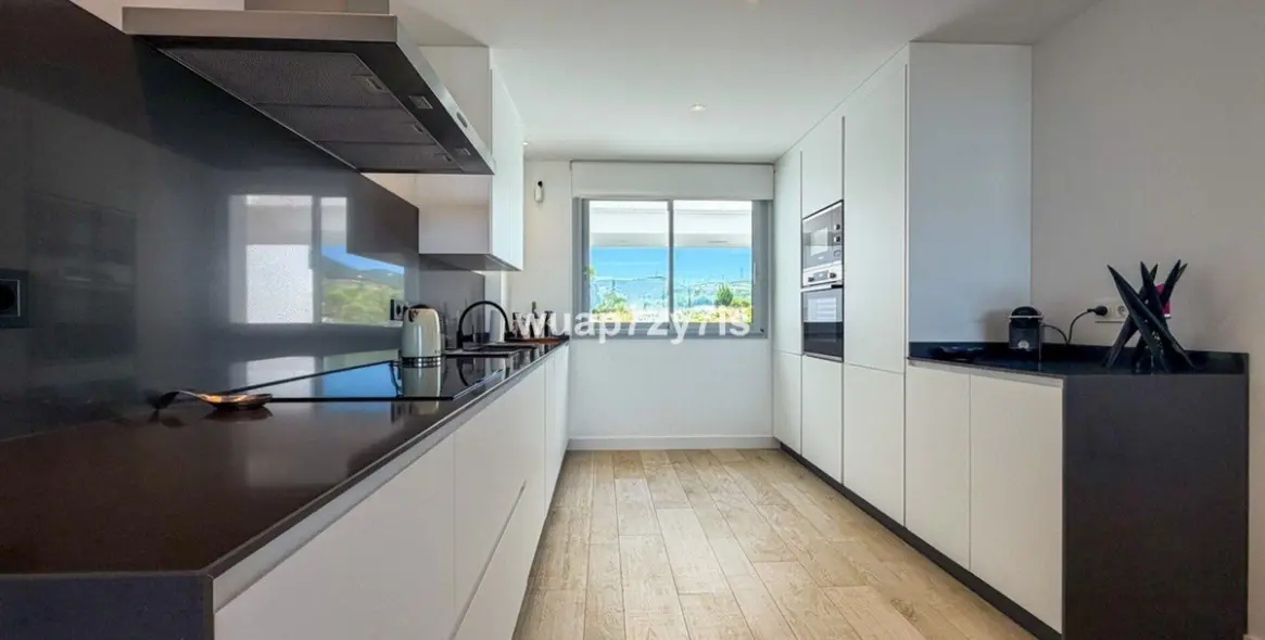 Продажа пентхауса в Casares 10