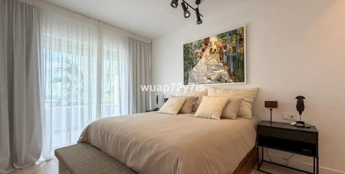 Продажа пентхауса в Casares 15