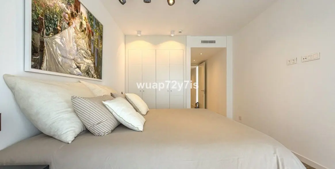 Продажа пентхауса в Casares 16