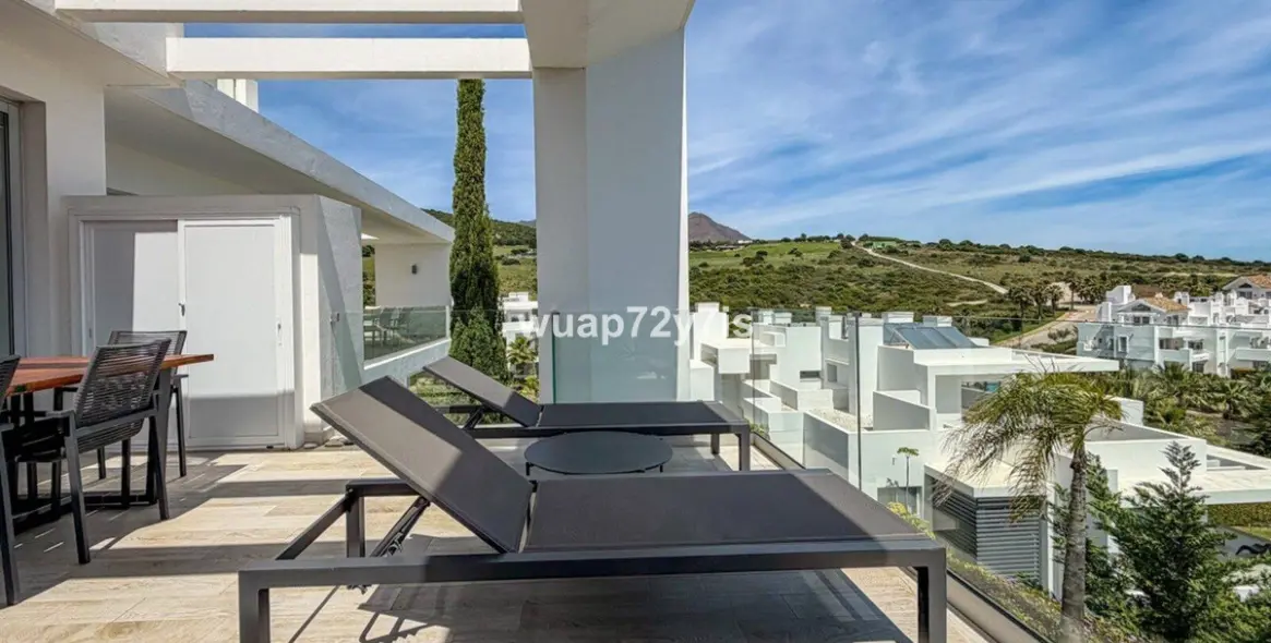 Продажа пентхауса в Casares 26