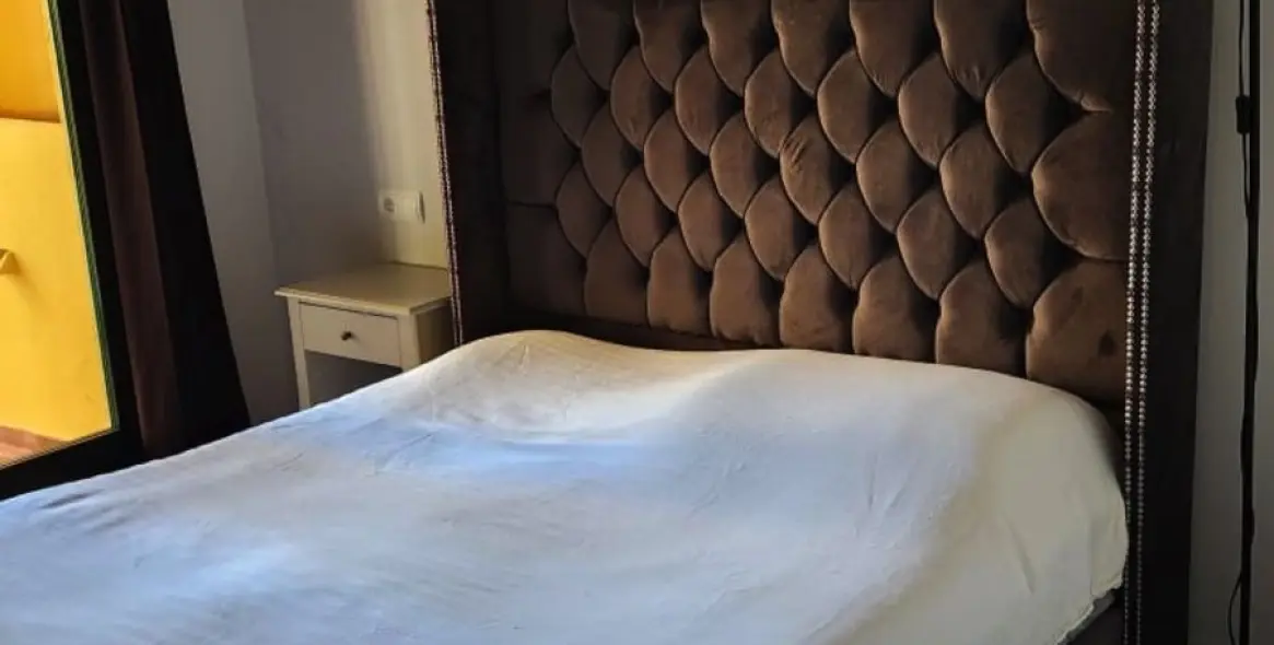 Sale of middle floor apartment in Cortijo Blanco 9