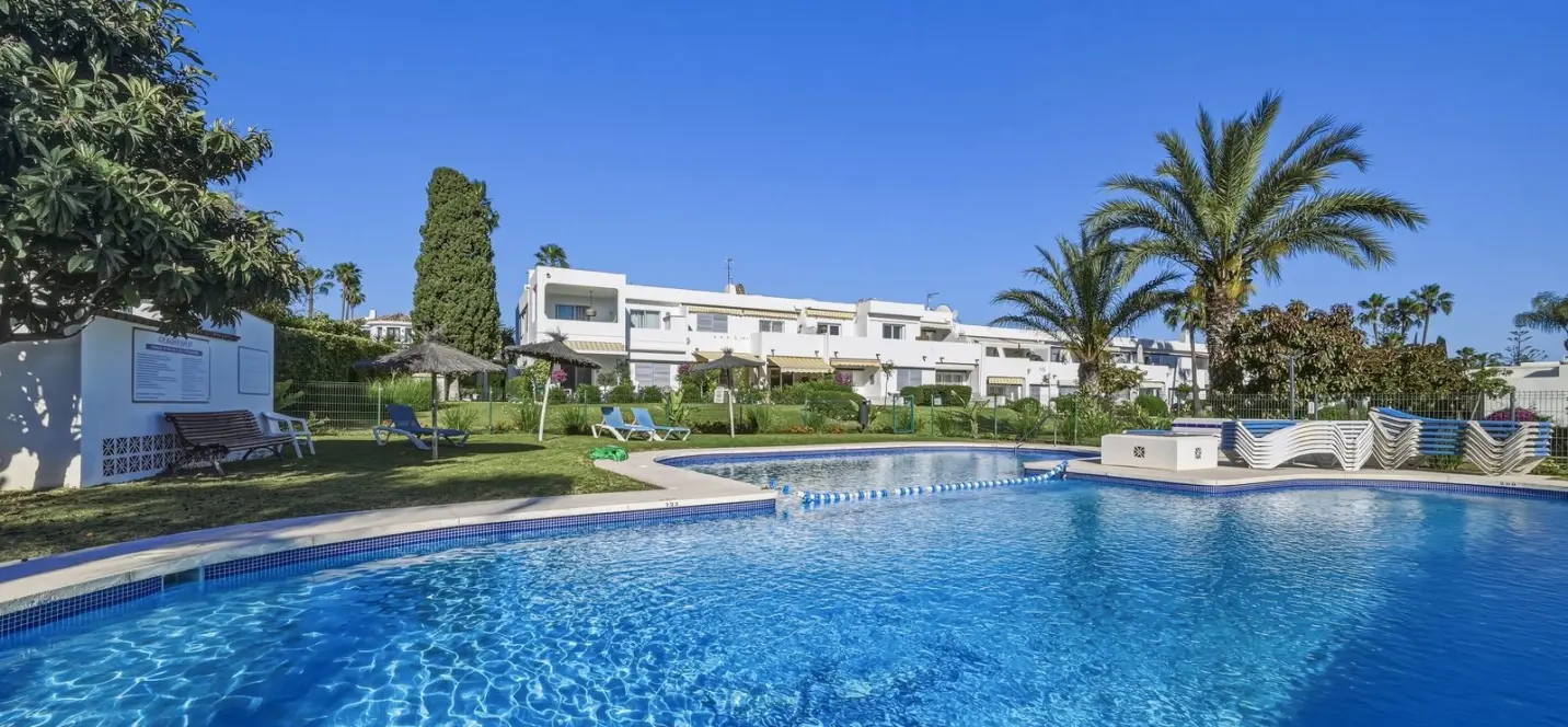 Venta de casa pareada en Marbella 0