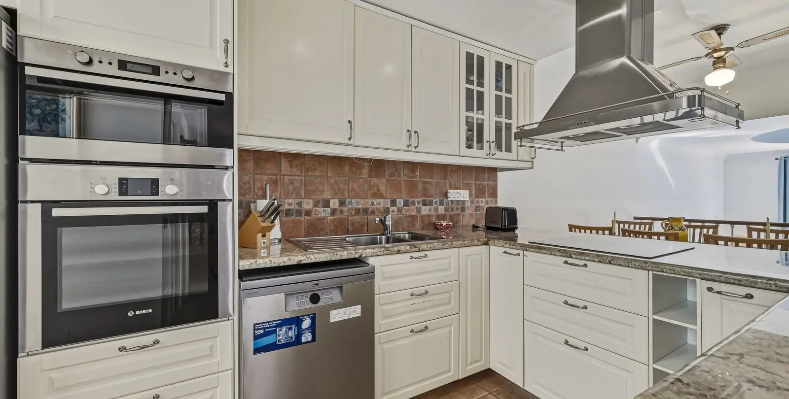 Sale of semi-detached house in Marbella 10