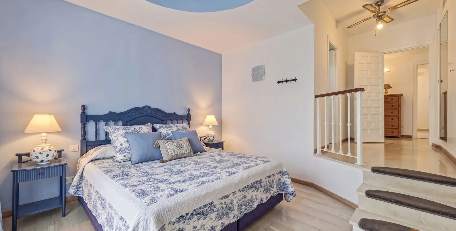 Sale of semi-detached house in Marbella 16