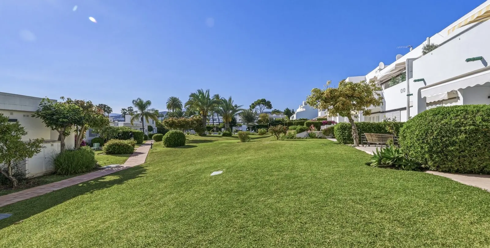 Sale of semi-detached house in Marbella 20