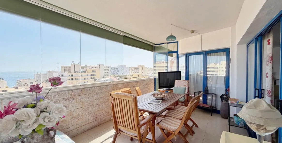 Sale of middle floor apartment in Marbella 2