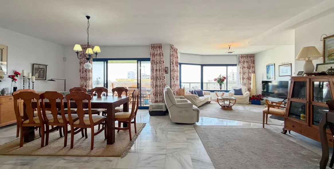 Sale of middle floor apartment in Marbella 5