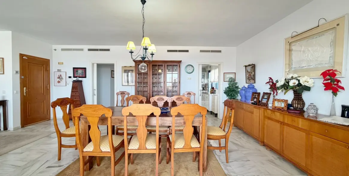 Sale of middle floor apartment in Marbella 9