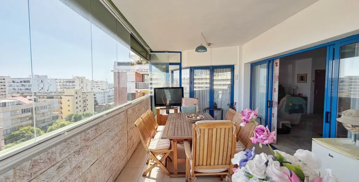 Sale of middle floor apartment in Marbella 28