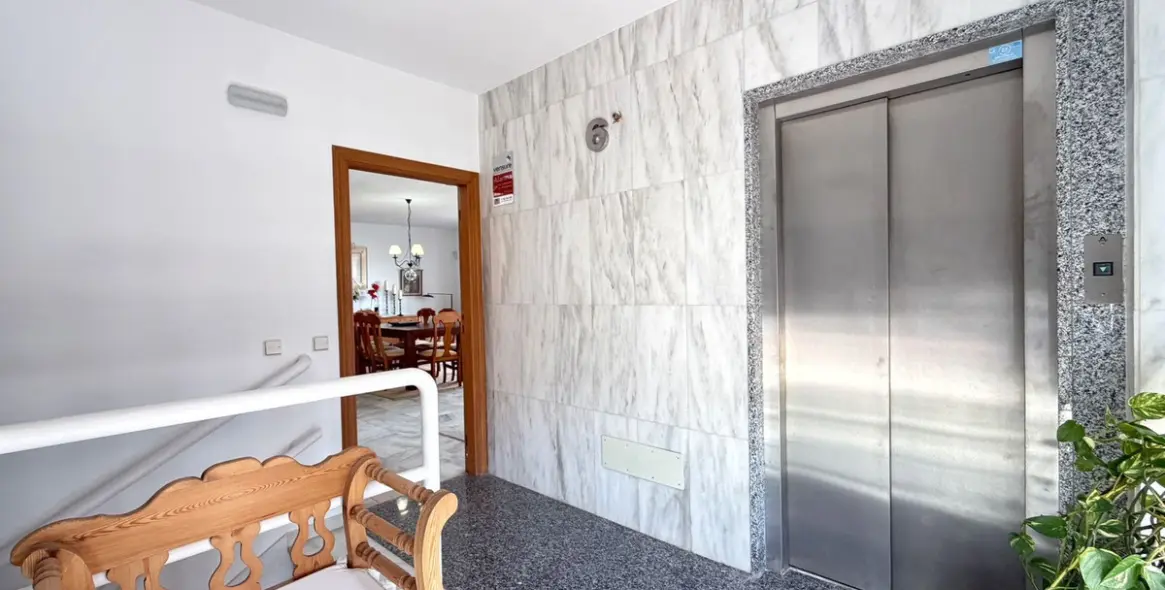 Sale of middle floor apartment in Marbella 62