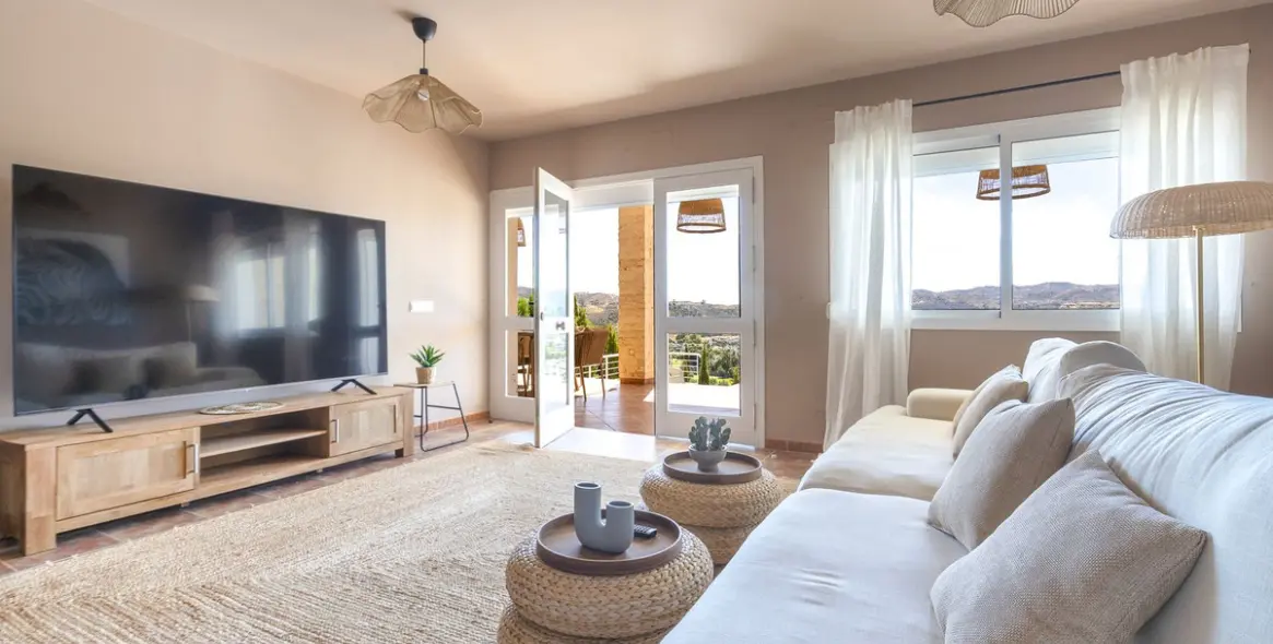 Продажа  отдельно стоящей виллы в Mijas 81