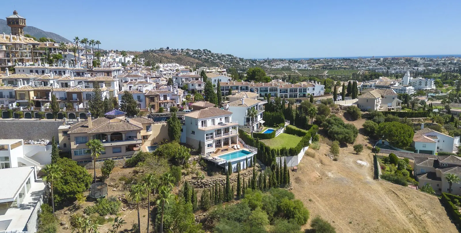 Продажа  отдельно стоящей виллы в Mijas 4