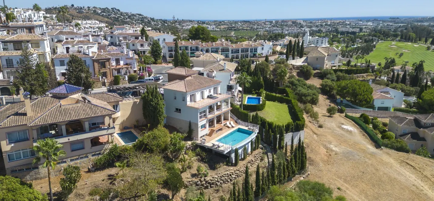 Продажа  отдельно стоящей виллы в Mijas 4