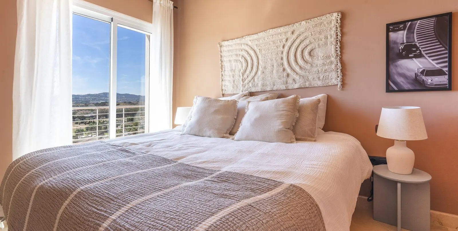 Продажа  отдельно стоящей виллы в Mijas 41