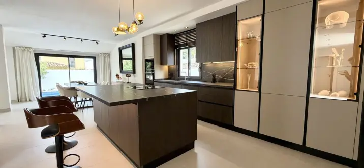 Long-term rent of detached villa in Puerto Banús 4