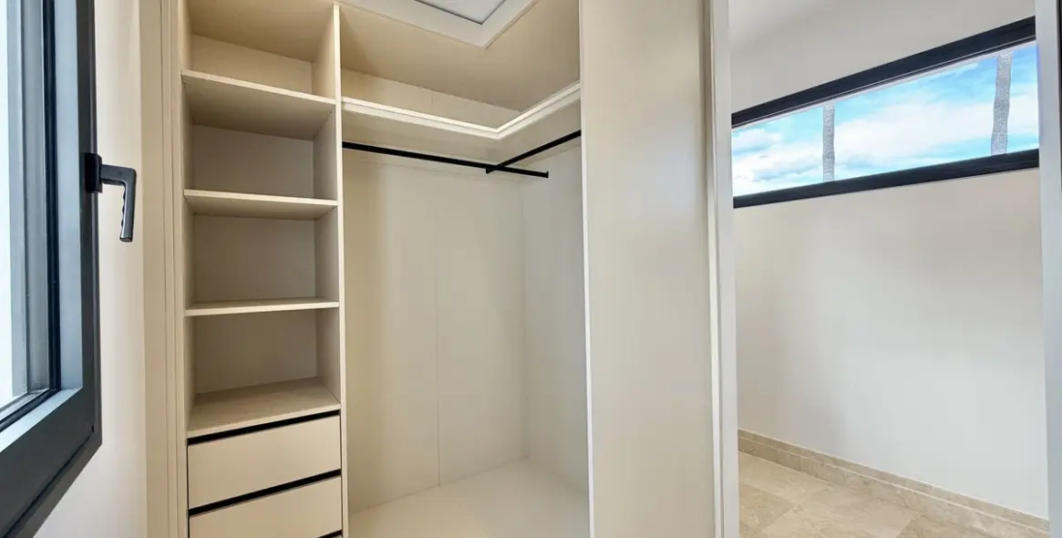 Alquiler a largo plazo de villa independiente en Puerto Banús 21