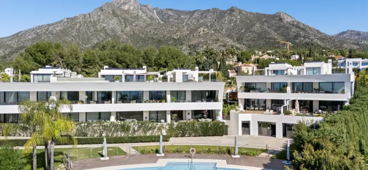 Venta de apartamento en planta baja en The Golden Mile 0