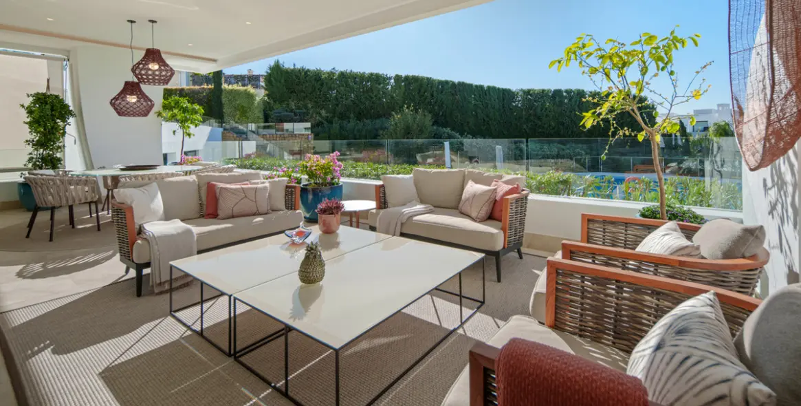 Venta de apartamento en planta baja en The Golden Mile 5