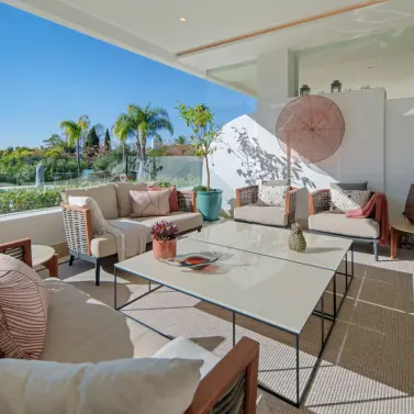 Venta de apartamento en planta baja en The Golden Mile
