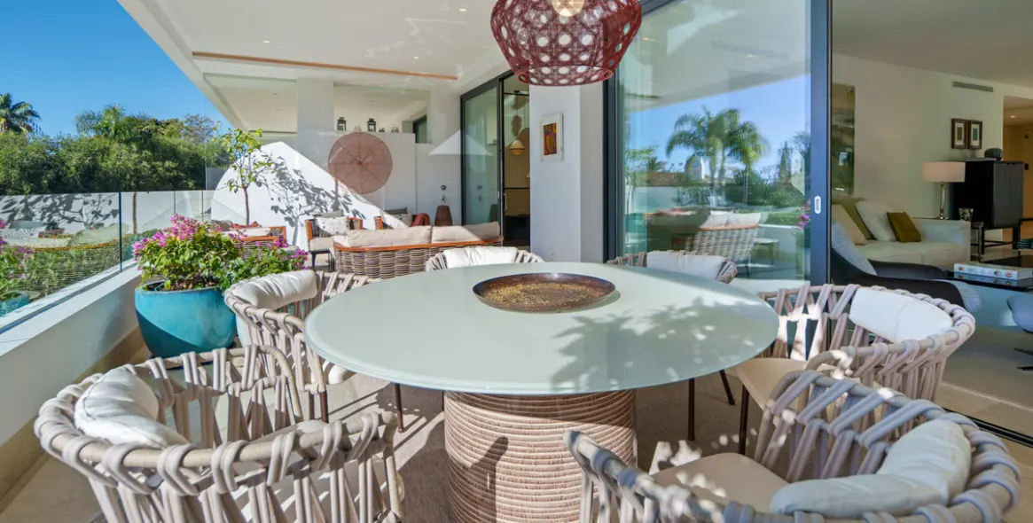 Venta de apartamento en planta baja en The Golden Mile 7