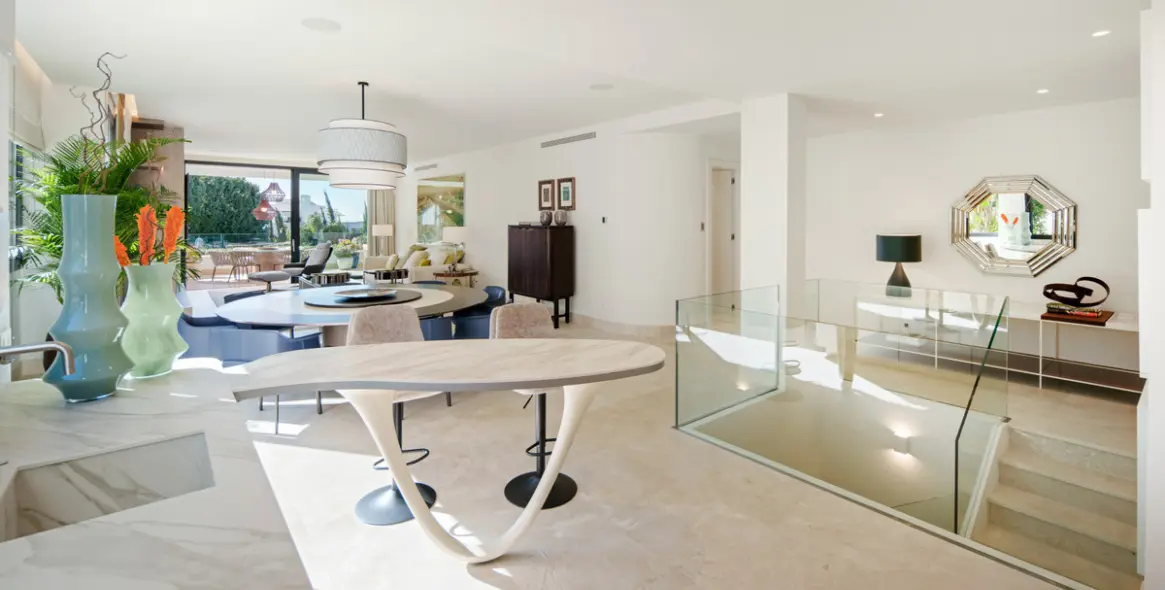 Venta de apartamento en planta baja en The Golden Mile 15