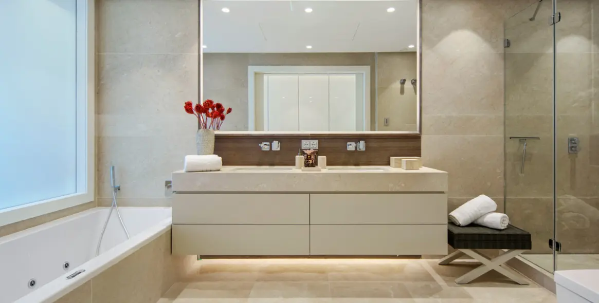 Venta de apartamento en planta baja en The Golden Mile 20