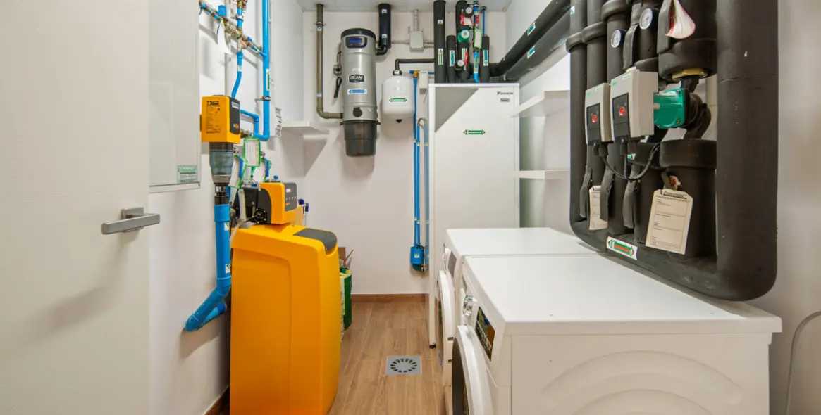 Venta de apartamento en planta baja en The Golden Mile 56