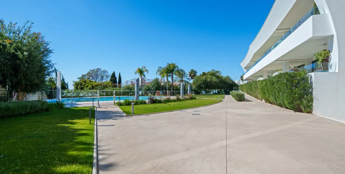 Venta de apartamento en planta baja en The Golden Mile 59