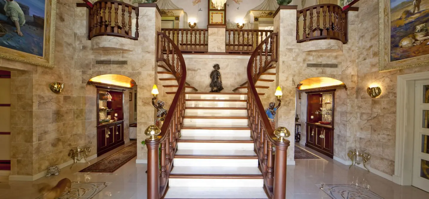 Sale of detached villa in Nueva Andalucía 1