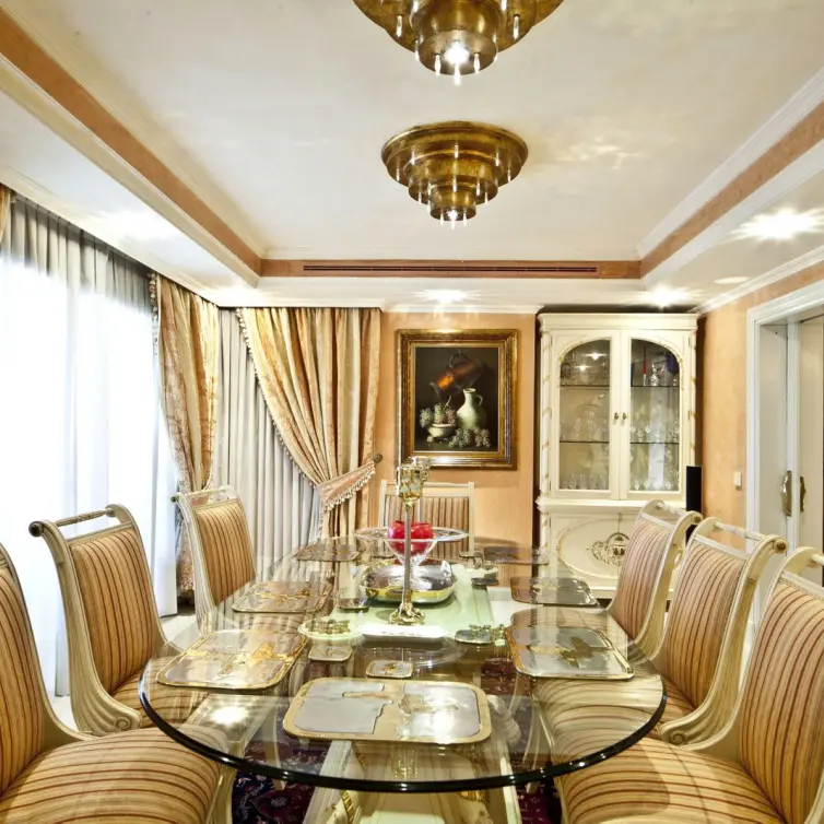 Sale of detached villa in Nueva Andalucía