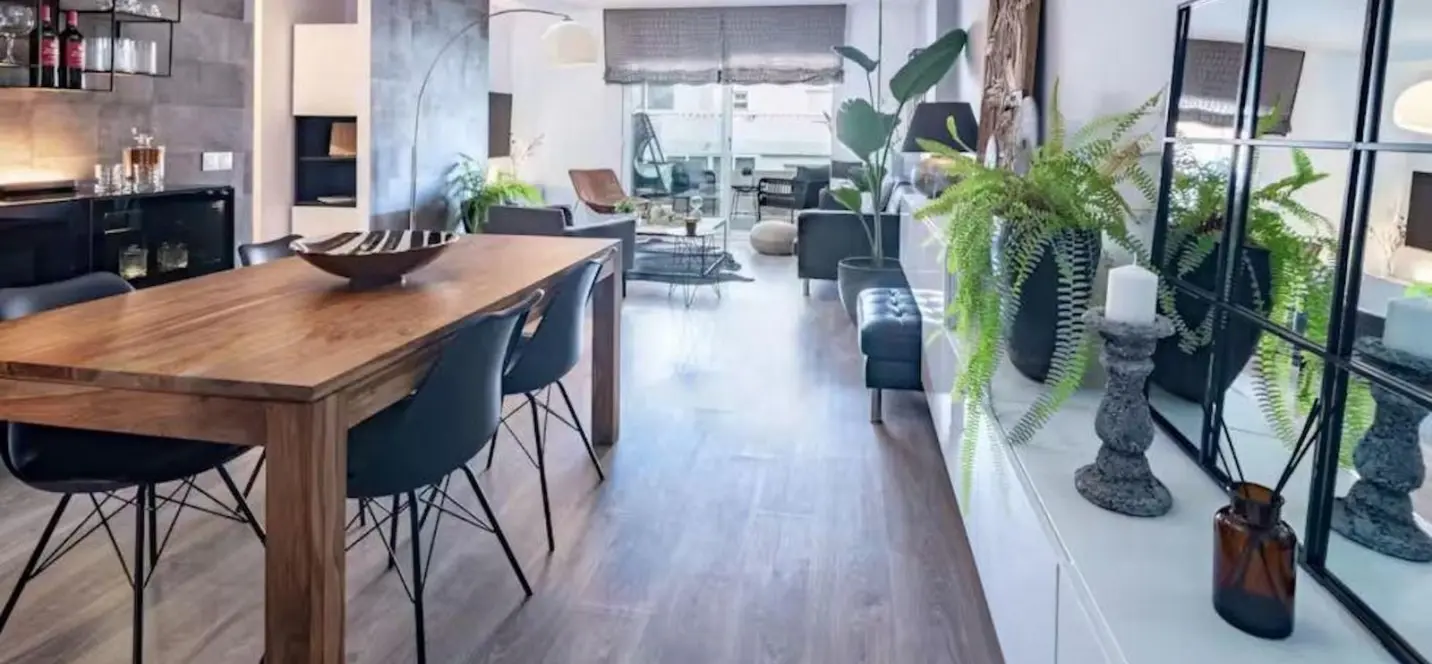 Long-term rent of middle floor apartment in Nueva Andalucía 3