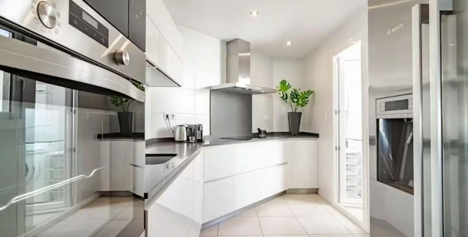 Long-term rent of middle floor apartment in Nueva Andalucía 13