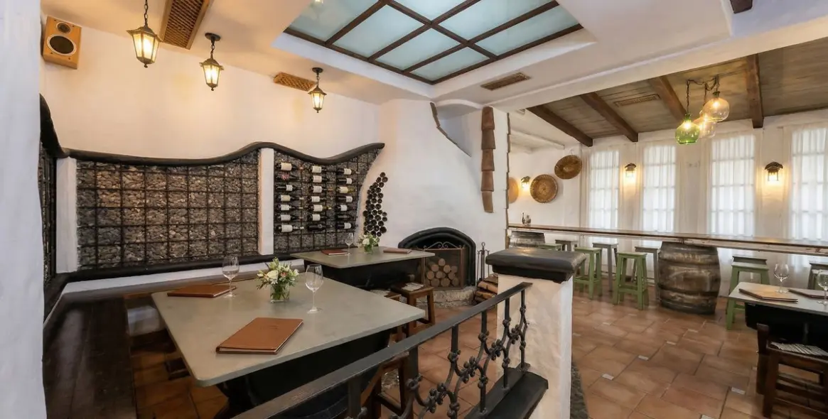 Long-term rent of restaurant in Coín 12