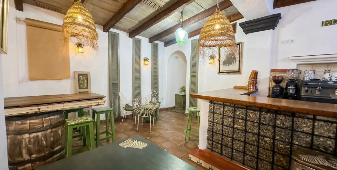 Long-term rent of restaurant in Coín 13