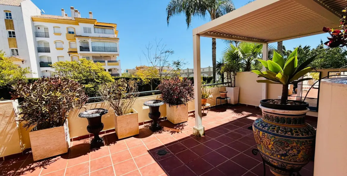 Short-term rent of ground floor apartment in Marbella 8
