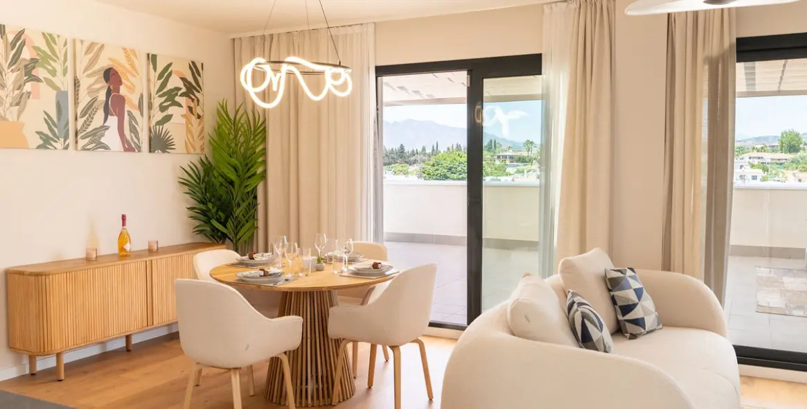 Long-term rent of penthouse in Las Lagunas 2