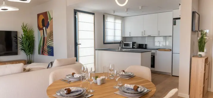 Long-term rent of penthouse in Las Lagunas 2