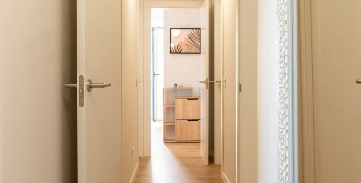 Long-term rent of penthouse in Las Lagunas 6