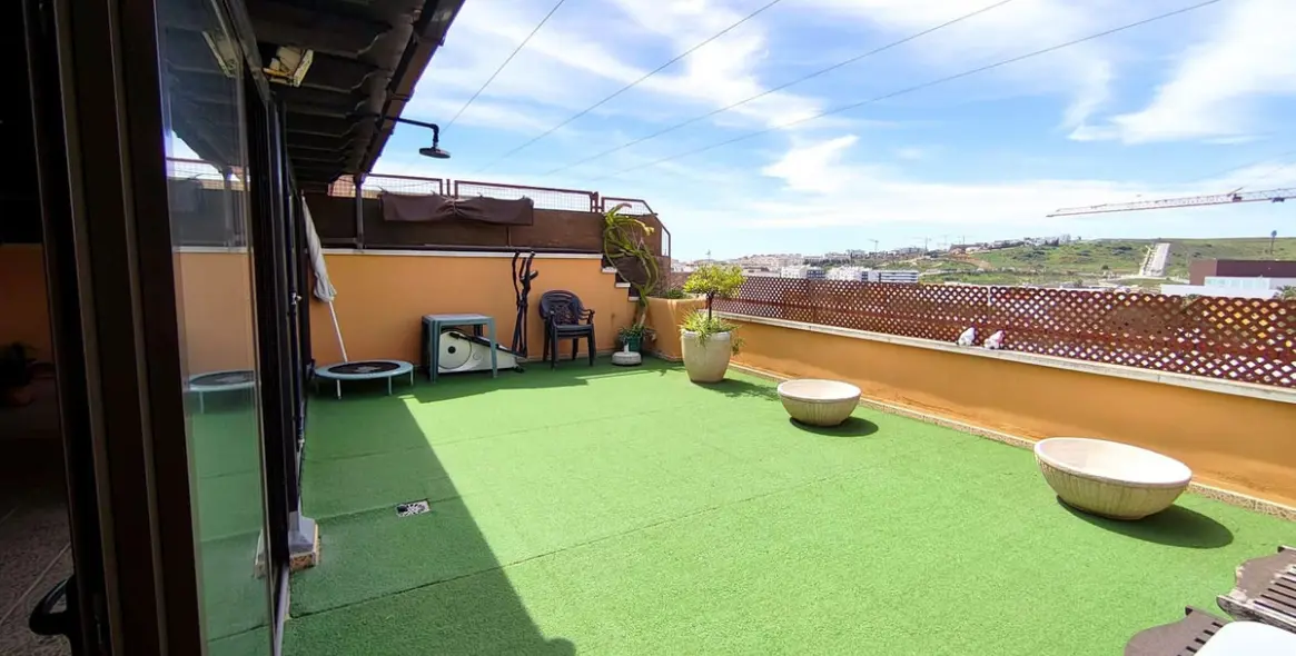 Venta de ático en Estepona 1